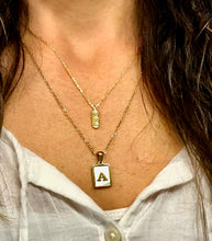 Load image into Gallery viewer, Shell Initial Pendant Necklace