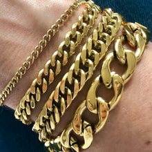 Load image into Gallery viewer, Trendy 18k gold plated stainless steel jewelry for any occasion Durable 18k gold plated stainless steel jewelry for everyday wear Minimalist 18k gold plated stainless steel jewelry Classic 18k gold plated stainless steel jewelry design Chic 18k gold plated stainless steel jewelry for fashion-forward individuals Gorgeous 18k gold plated stainless steel jewelry with intricate details
