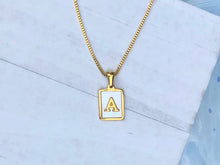 Load image into Gallery viewer, Shell Initial Pendant Necklace