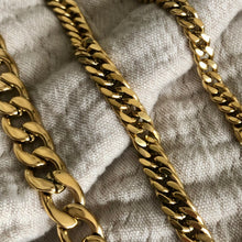Load image into Gallery viewer, Trendy 18k gold plated stainless steel jewelry for any occasion Durable 18k gold plated stainless steel jewelry for everyday wear Minimalist 18k gold plated stainless steel jewelry Classic 18k gold plated stainless steel jewelry design Chic 18k gold plated stainless steel jewelry for fashion-forward individuals Gorgeous 18k gold plated stainless steel jewelry with intricate details