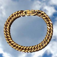 Load image into Gallery viewer, Trendy 18k gold plated stainless steel jewelry for any occasion Durable 18k gold plated stainless steel jewelry for everyday wear Minimalist 18k gold plated stainless steel jewelry Classic 18k gold plated stainless steel jewelry design Chic 18k gold plated stainless steel jewelry for fashion-forward individuals Gorgeous 18k gold plated stainless steel jewelry with intricate details